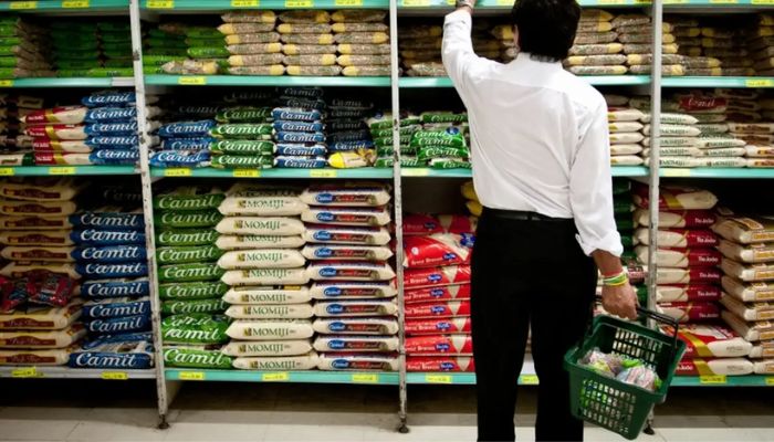  Excesso de chuvas causa aumento no preço do feijão 